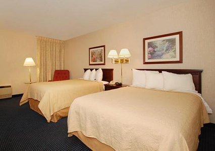 Quality Inn Schaumburg 02.[1]